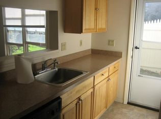 24 Front St, New Haven, CT 06513