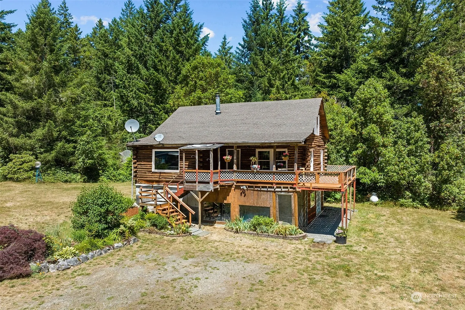 6021 Whiteman Road SW photo 1