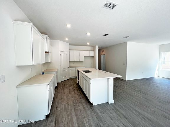 5th image of 2312 SHADY BREEZE Lane