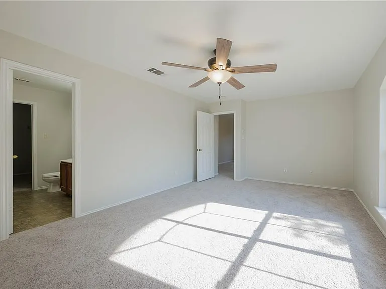 2905 Rainy River Dr — Photo 34