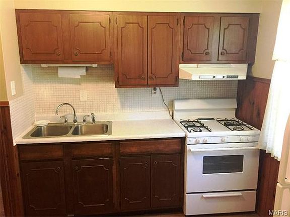 4th image of 9109 Kathlyn Dr