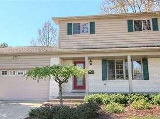 675 Cumberland Dr, Mount Clemens, MI 48043
