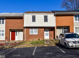 122 Oak Dr, Stafford, VA