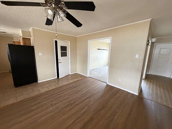 5th image of 3826 Kenwood Dr