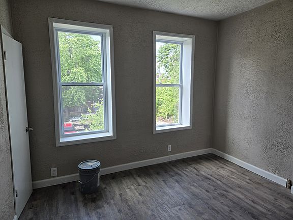 2nd image of 5507-5509 Virginia Ave #5507-A