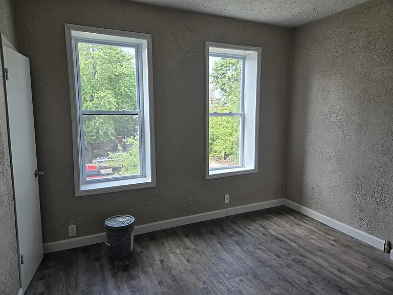 5507-5509 Virginia Ave #5507-A — Photo 2