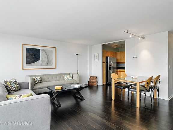 4th image of 2800 N Lake Shore Dr APT 1112