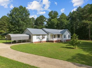 105 Capps Rd, Mc Ewen, TN 37101