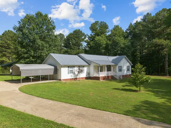 105 Capps Rd, Mc Ewen, TN 37101