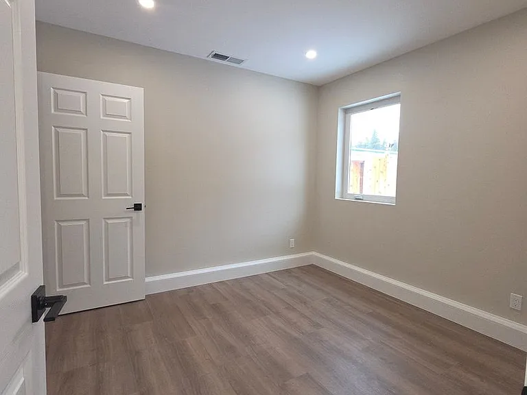 8280 Steelhead Avenue — Photo 9