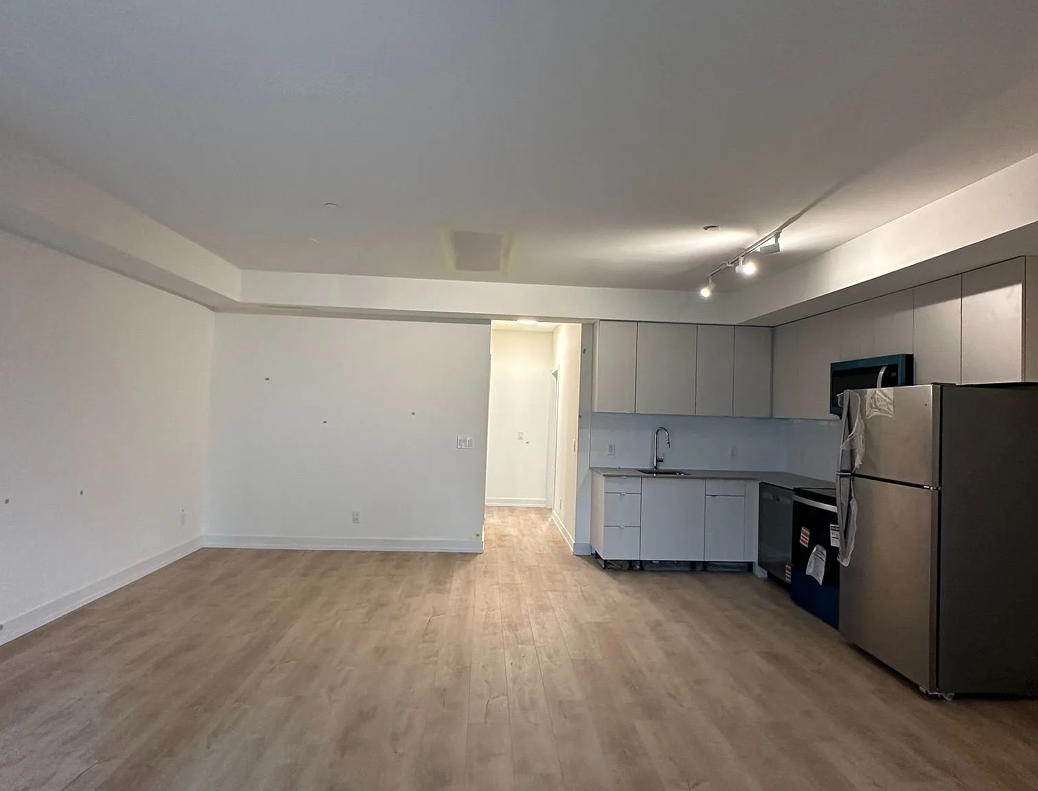 2 bed, $1,950 — Photo 3