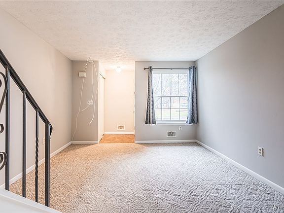 5th image of 162 Parkwood Ln