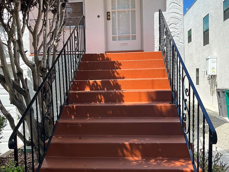 966 Talbot Ave — Photo 5