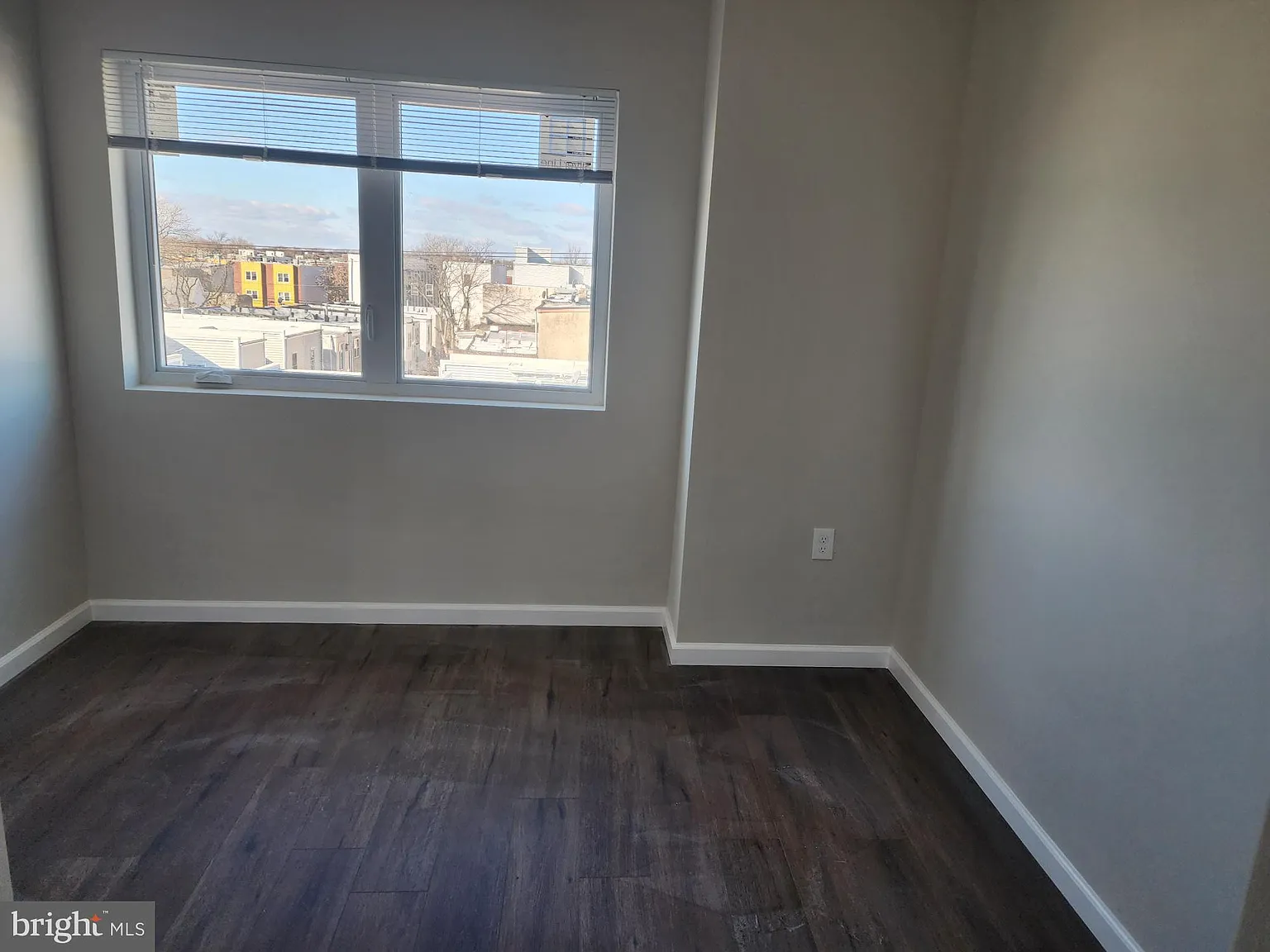 3 bed, 1839 sqft, $1,740 — Photo 4