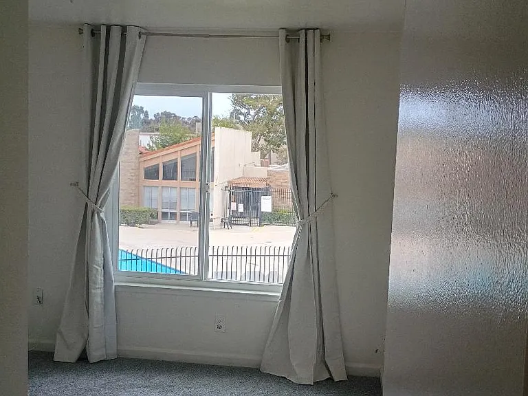 2474 Bolker Dr — Photo 2