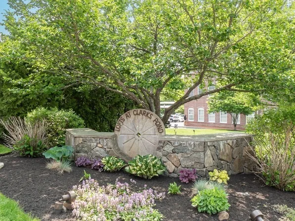 15 Cedar St Unit 40, Amesbury, MA 01913