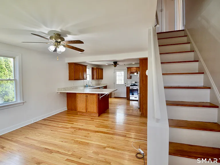 314 Knowlton St — Photo 2