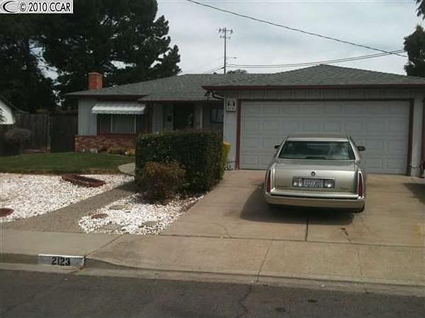 1st image of 2123 Murphy Dr