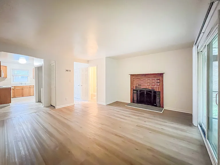 18 Fox Hill Dr — Photo 14
