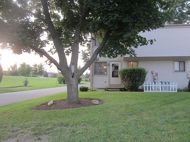 1st image of 1000 Emerald Dr