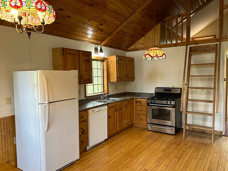 59 Riggs Dr — Photo 10
