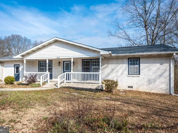 202 Porter Ln, Jonesboro, GA 30236