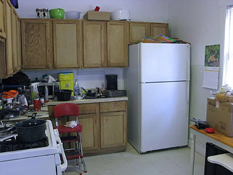 4 bed, 1800 sqft, $1,590 — Photo 4