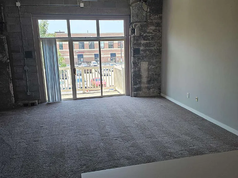 64 New St #5 — Photo 8