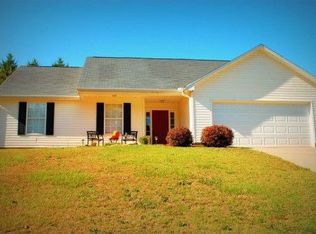 13 River Watch Dr, Greenville, SC 29605