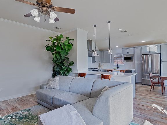 5th image of 510 Columbia Cir