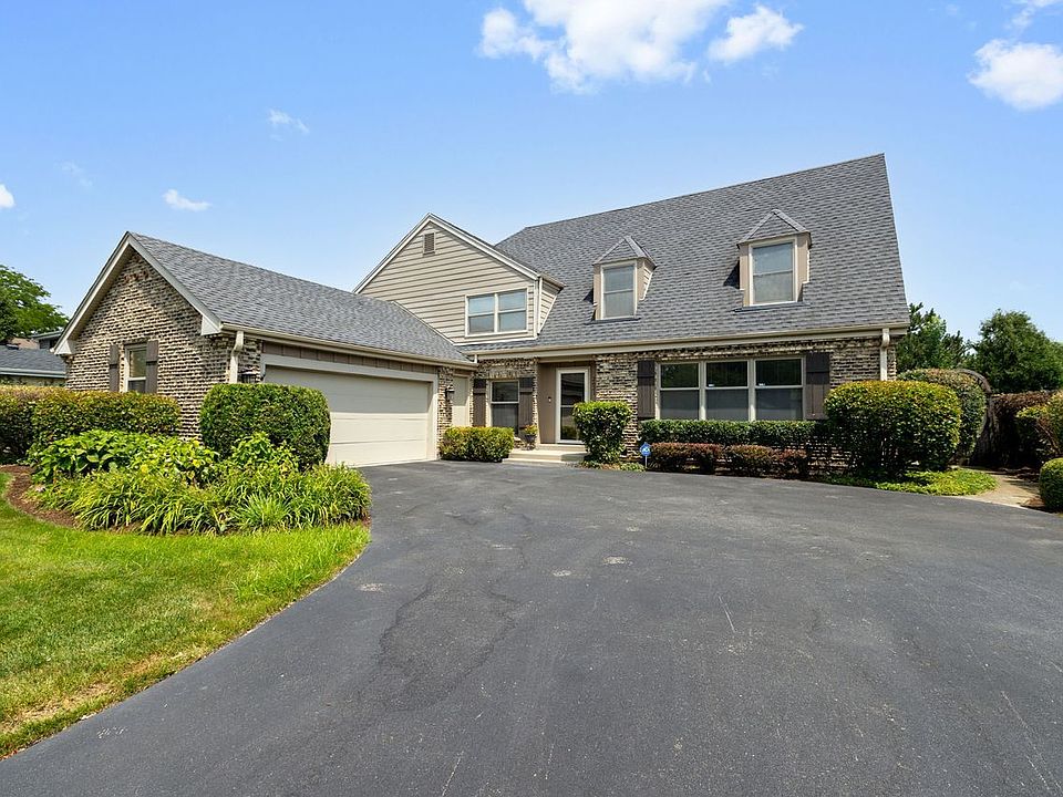 1st image of 2621 Landwehr Rd