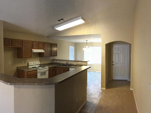 4th image of 3292 W Yellow Peak Dr