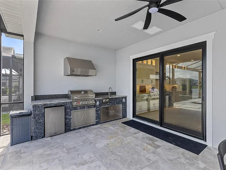 9445 Santorini Dr — Photo 40