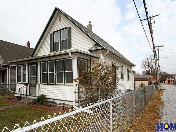 3rd image of 6020 Ballard Ave