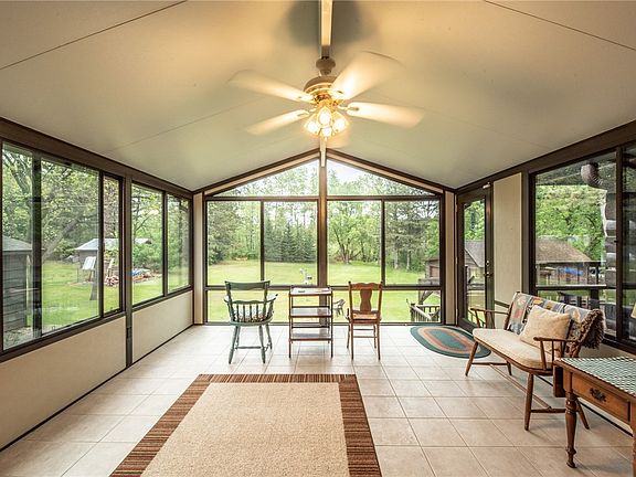 5th image of 10790 Beal Avenue