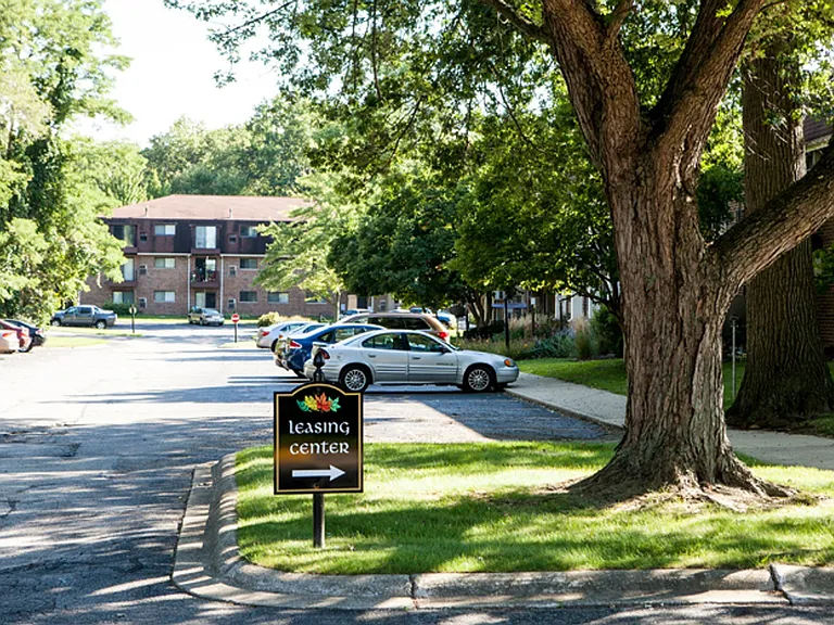 Arbor Glen Apartments — Photo 11
