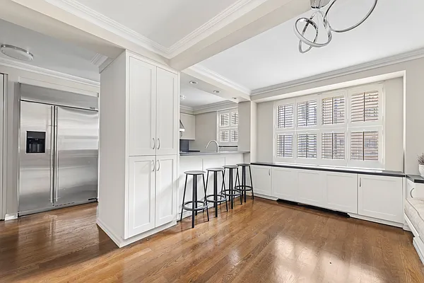 Rented by Compass | media 9