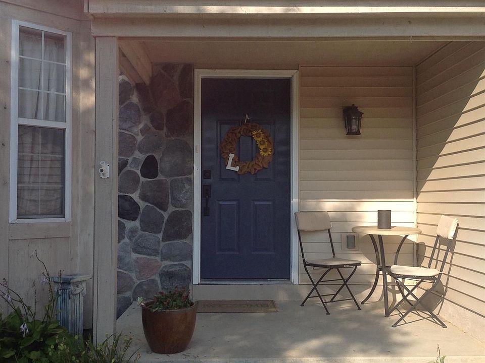 1st image of 7089 Streamwood Dr