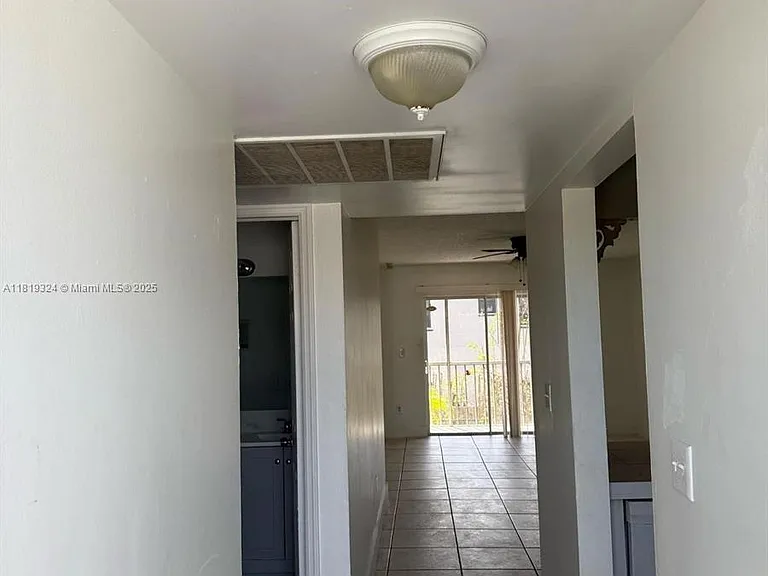 438 NE 210th Circle Ter #202-4B — Photo 1