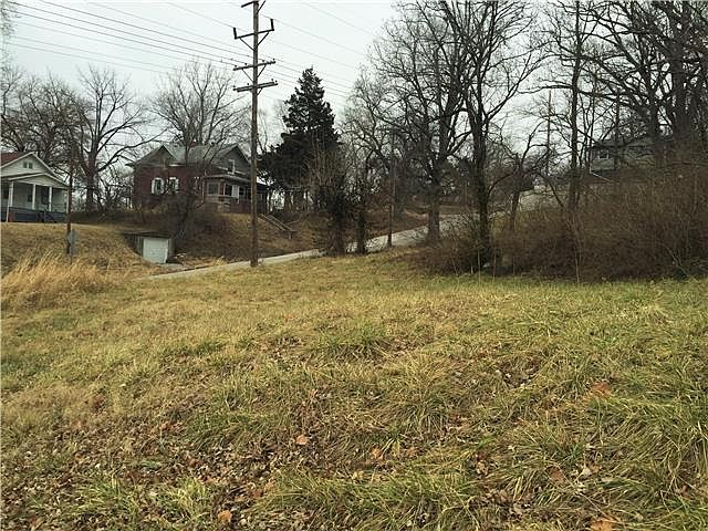 2nd image of 107 S High St