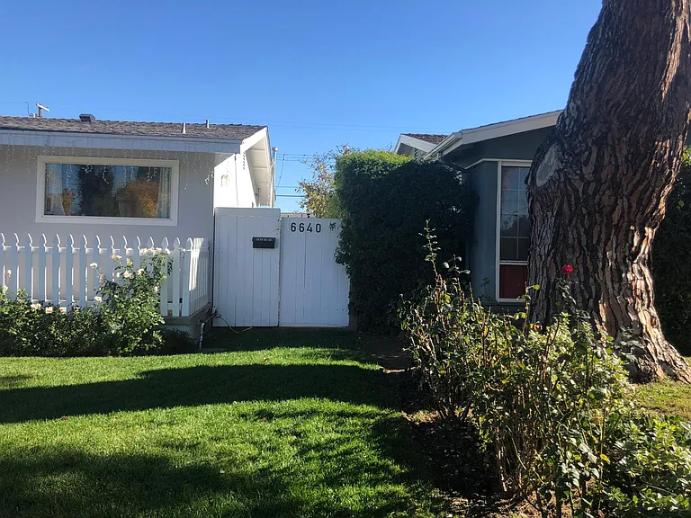 6640 Woodlake Ave — Photo 1