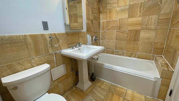 Rented by Strivers Management Group Corp (Brokerage) | media 14