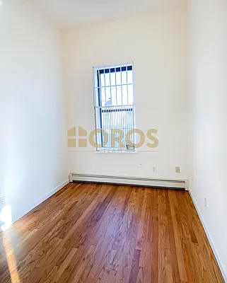 Rented by City Connections Realty | media 8