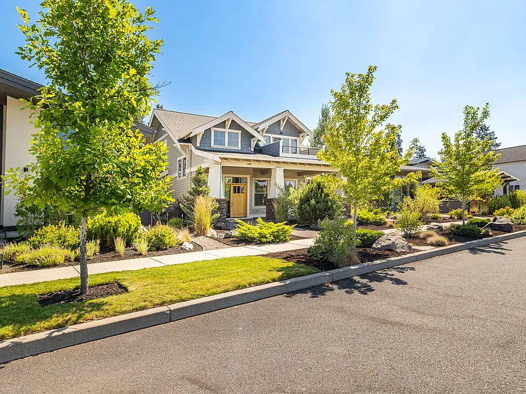 1496 NW Discovery Park Dr — Photo 43