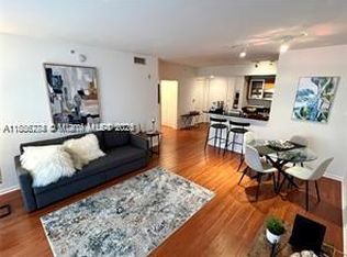 2775 NE 187th St APT 319, Aventura, FL 33180