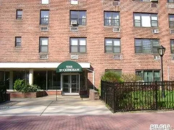 124 Smith Street #1B, Freeport, NY 11520