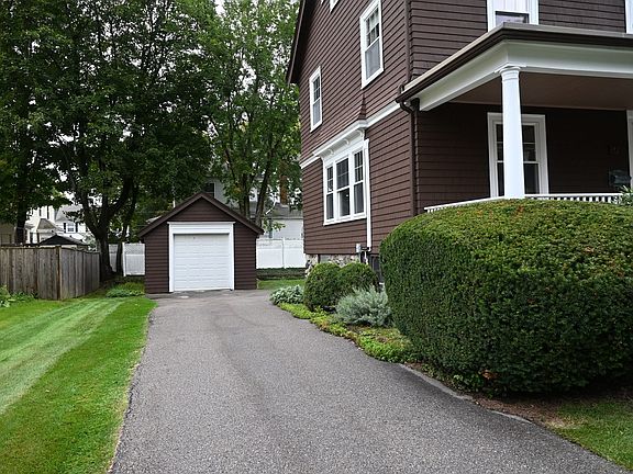 2nd image of 72 Washington St