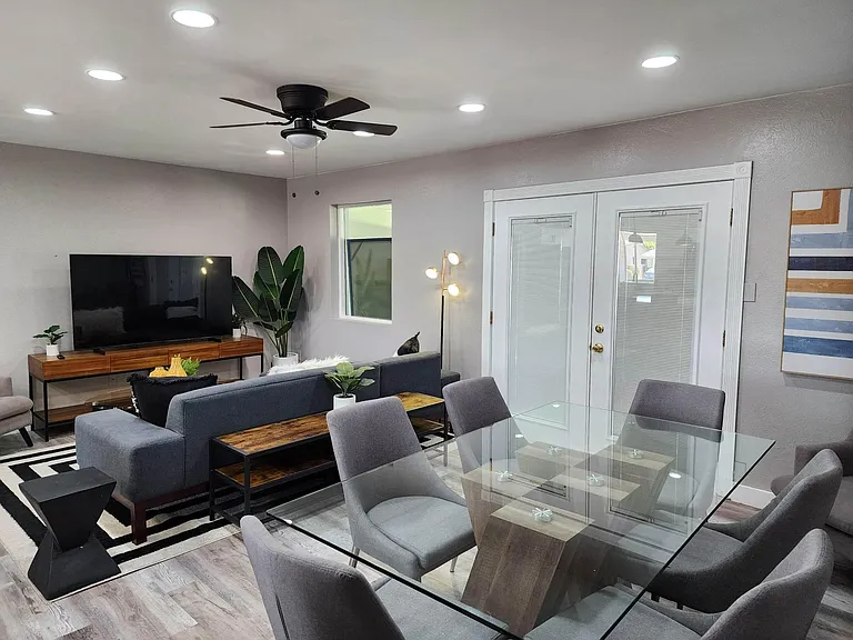 1214 W Highland Ave — Photo 8