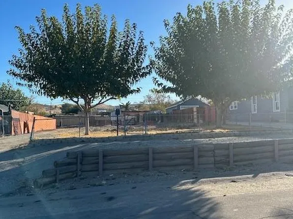 127 Pico St, Taft, CA 93268