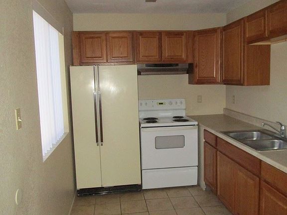 5th image of 2710 McCulloch Blvd N APT 6